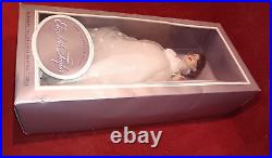 Franklin Mint Elizabeth Taylor Vinyl Portrait Doll with Box Stand Has Tag Read