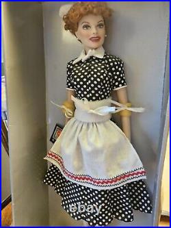 Franklin Mint I Love Lucy 16 vinyl doll with wardrobe And Outfits Franklin Mint I Love Lucy 16 vinyl doll with wardrobe And Outfits