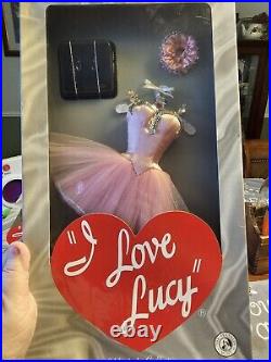 Franklin Mint I Love Lucy 16 vinyl doll with wardrobe And Outfits Franklin Mint I Love Lucy 16 vinyl doll with wardrobe And Outfits