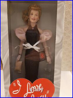 Franklin Mint I Love Lucy CHARM SCHOOL, 16 Vinyl Portrait doll, FREE GIFT