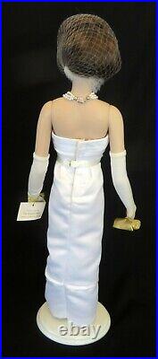 Franklin Mint JACKIE 16 Vinyl Doll in Original Box withCOA & BONUS NRFB Outfit