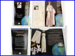 Franklin Mint JACKIE 16 Vinyl Doll in Original Box withCOA & BONUS NRFB Outfit