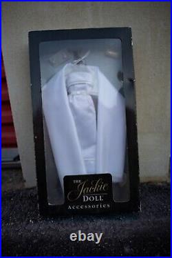 Franklin Mint Jackie Kennedy Vinyl Doll Satin Gown W Accessories W COA