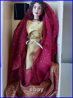 Franklin Mint Julia Roman Empress Artist Portrait Fashion Vinyl Doll 16 Rare