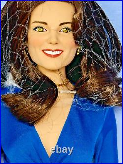 Franklin Mint Kate Middleton Royal Engagement Portrait Doll In Original Box