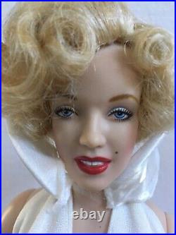 Franklin Mint MARILYN MONROE 16 Vinyl DOLL & COA + 1 extra Dress & Shoes outfit