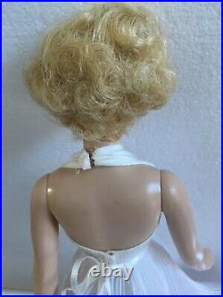 Franklin Mint MARILYN MONROE 16 Vinyl DOLL & COA + 1 extra Dress & Shoes outfit