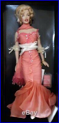 Franklin Mint Marilyn Monroe PLATINUM PREMIER 16 Portrait DollCoral Gown MIB