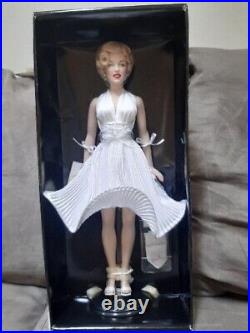 Franklin Mint Marilyn Monroe Portrait Doll 7 Year Itch White Dress