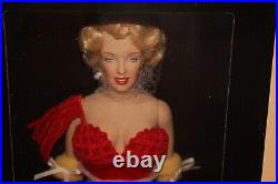 Franklin Mint Marilyn Monroe Starlet Debut Vinyl Portrait Doll Red Velvet Gown