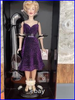 Franklin Mint Marilyn Monroe blonde legends NIB Vinyl Doll 1999 purple dress