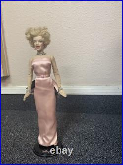 Franklin Mint Marilyn Monroe vinyl doll With Swarovski Crystals
