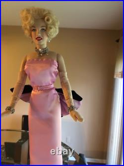 Franklin Mint Marilyn Monroe vinyl doll With Swarovski Crystals