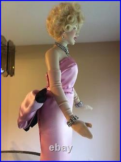 Franklin Mint Marilyn Monroe vinyl doll With Swarovski Crystals