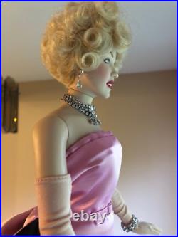 Franklin Mint Marilyn Monroe vinyl doll With Swarovski Crystals