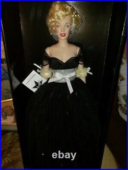 Franklin Mint Marilyn Vinyl Doll AWARDS NIGHT RARE Black Sparkle Gown LE1000