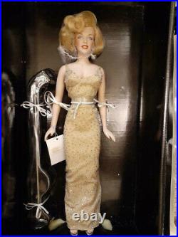 Franklin Mint Marilyn Vinyl Doll Happy Birthday Mr. President W Microphone New