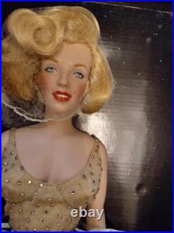 Franklin Mint Marilyn Vinyl Doll Happy Birthday Mr. President W Microphone New