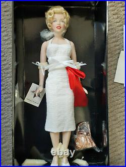 Franklin Mint Marilyn Vinyl Doll WALK OF FAME White Dress Red Sash LE/750 RARE