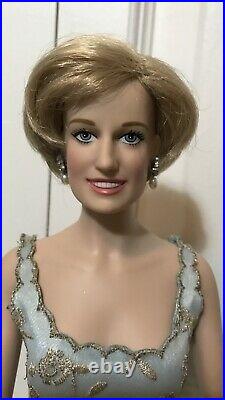 Franklin Mint PRINCESS DIANA 16 Inch Vinyl Doll Princess Of Grandeur+GIFT