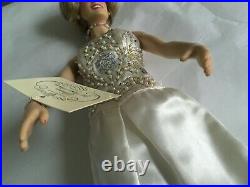 Franklin Mint PRINCESS DIANA 16 Vinyl DOLL in long Creme Gown withStand +Tag