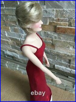 Franklin Mint PRINCESS DIANA 16 Vinyl DOLL in long Red Gown & Shoes
