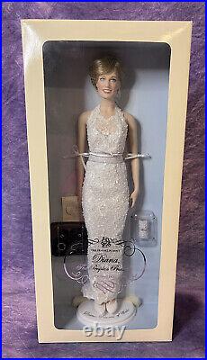 Franklin Mint Princess Diana 16 Vinyl Doll, White Lace Ball Gown, New In Box