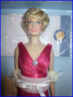 Franklin Mint Princess Diana FUSHIA 16' Vinyl Doll COA PRISTINE condition