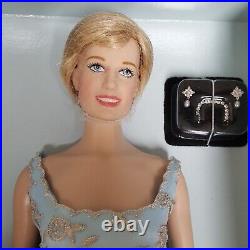 Franklin Mint Princess Diana Grandeur Vinyl Doll 16 blue dress with COA new