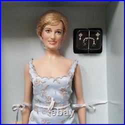 Franklin Mint Princess Diana Grandeur Vinyl Doll 16 blue dress with COA new