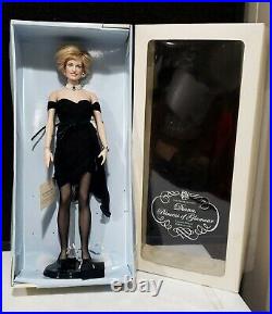 Franklin Mint Princess Diana Vinyl Doll Little Black Dress Sash in Box