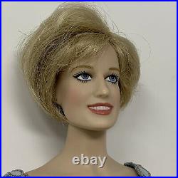 Franklin Mint Princess Diana Vinyl Doll Princess Of Grandeur Blue Dress Flower