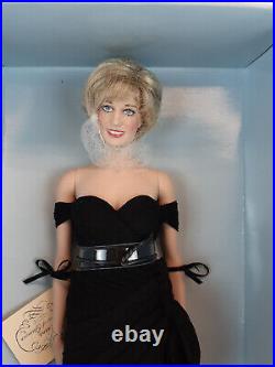 Franklin Mint Princess Diana Vinyl Glamour Doll Limited Edition RARE COA