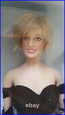 Franklin Mint Princess Diana Vinyl doll 16 the revenge dress