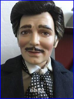 Franklin Mint RHETT BUTLER 17 Vinyl DOLL in Ensemble + Stand + 2 OUTFITS NRFB