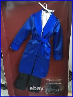 Franklin Mint RHETT BUTLER 17 Vinyl DOLL in Ensemble + Stand + 2 OUTFITS NRFB