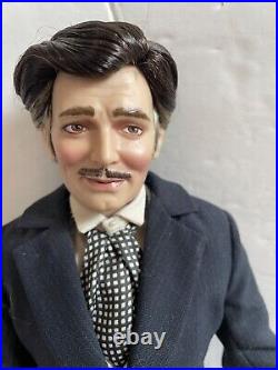 Franklin Mint RHETT BUTLER 17 Vinyl DOLL in SUIT with vest and tie