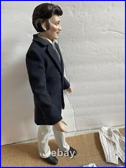 Franklin Mint RHETT BUTLER 17 Vinyl DOLL in SUIT with vest and tie