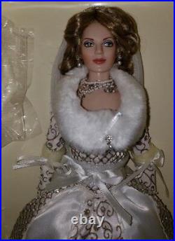 Franklin Mint Russian Bride Doll WithBouquet and Fur Stole NIB BLOWOUT SALE