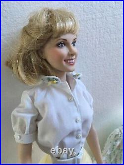 Franklin Mint SANDY GREASE 16 Vinyl partially dressed DOLL + her NIGHT GOWN