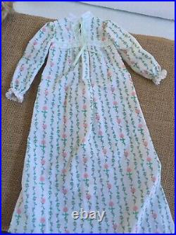 Franklin Mint SANDY GREASE 16 Vinyl partially dressed DOLL + her NIGHT GOWN