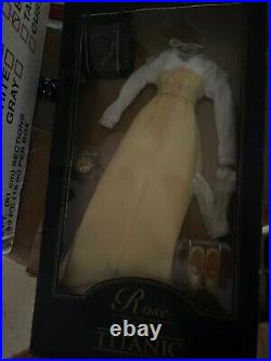 Franklin Mint TITANIC Rose Portrait Doll withTrunk, Outfits & Many Extras