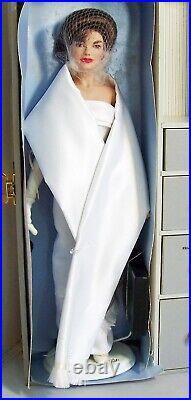 Franklin Mint The Jackie Kennedy Doll In White Evening Dress & Wardrobe