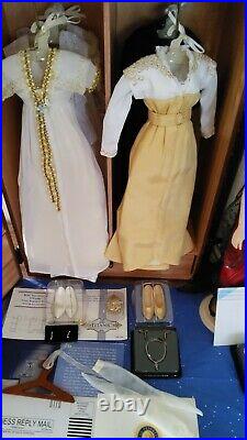 Franklin Mint Titanic Rose Collection Trunk Safe &necklace Two Dolls & Outfits