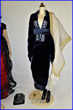 Franklin Mint Titanic Rose Vinyl Doll LOT Red Beaded/Blue Velvet/Orig Stand+Form