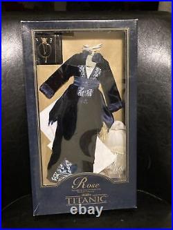 Franklin Mint Titanic Rose Vinyl Portrait Doll Flying Ensemble