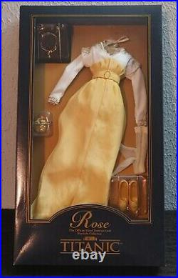 Franklin Mint Titanic Rose Vinyl Portrait Doll The Yellow Strolling Ensemble