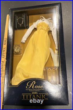 Franklin Mint Titanic Rose Vinyl Portrait Doll Yellow Strolling Ensemble Outfit