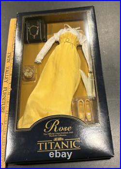 Franklin Mint Titanic Rose Vinyl Portrait Doll Yellow Strolling Ensemble Outfit