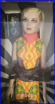 Franklin Mint Twiggy 15 Vinyl Portrait Doll New In Box Rare